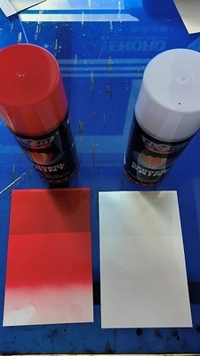 Tinta spray acrílica em aerossol 400 ml forma líquida de secagem rápida com solvente DME